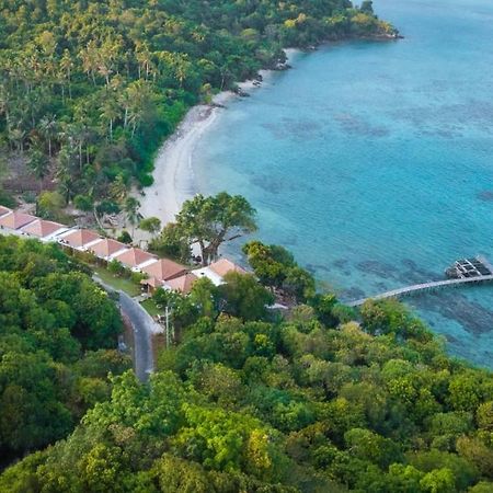 Legon Waru Cottage Karimunjawa Buitenkant foto