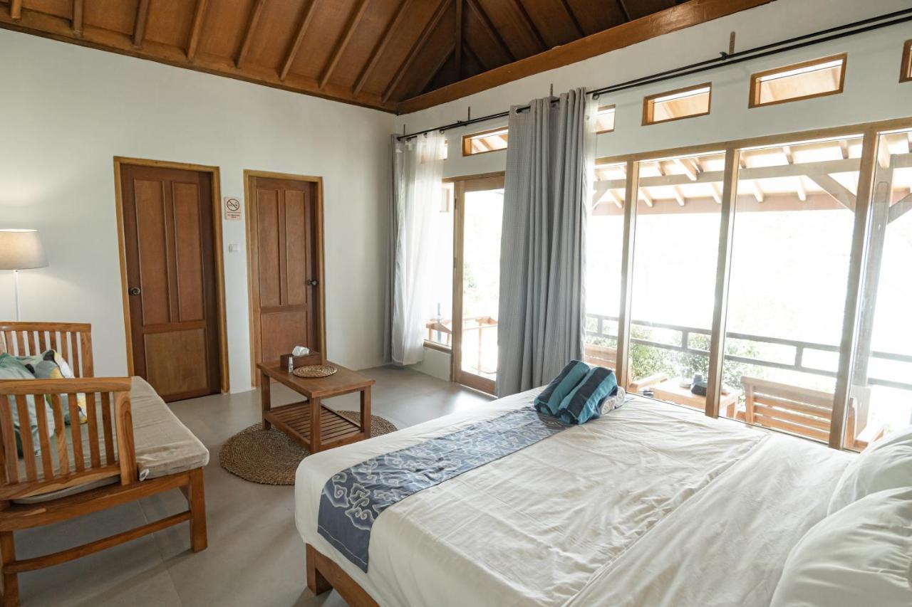 Legon Waru Cottage Karimunjawa Kamer foto